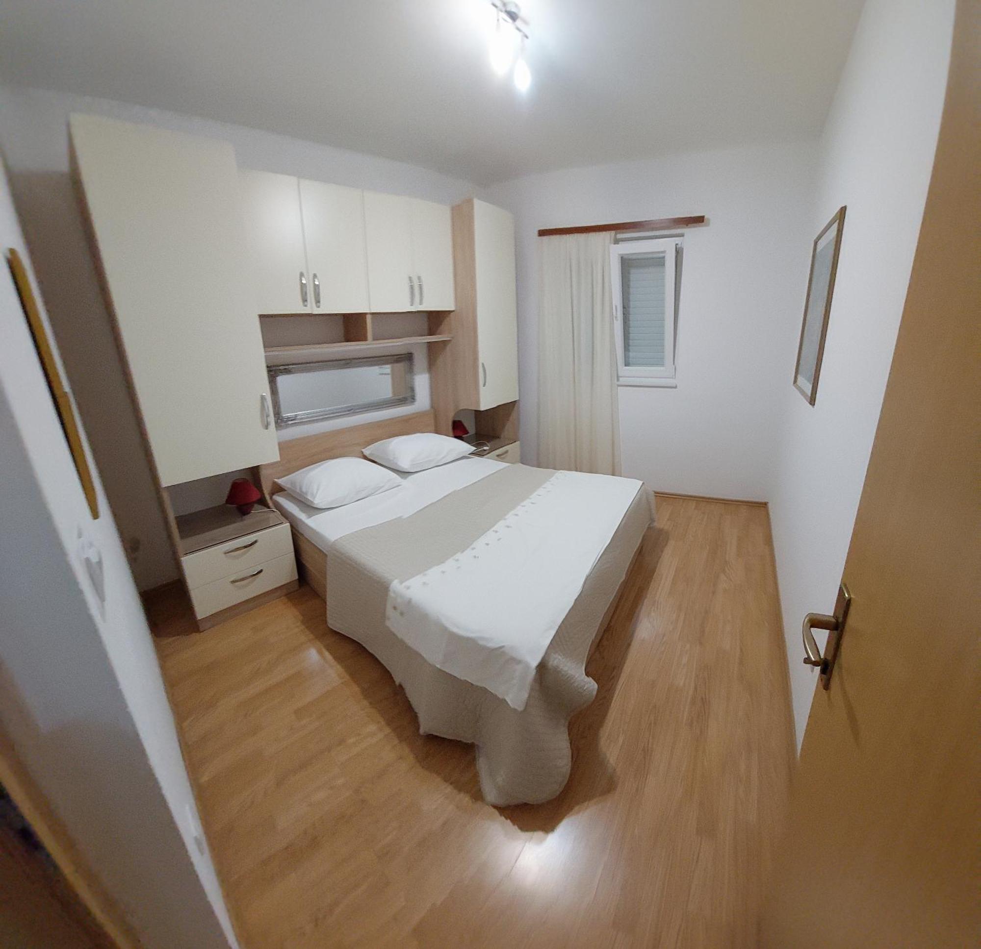 Apartman Igor Подгора Екстериор снимка